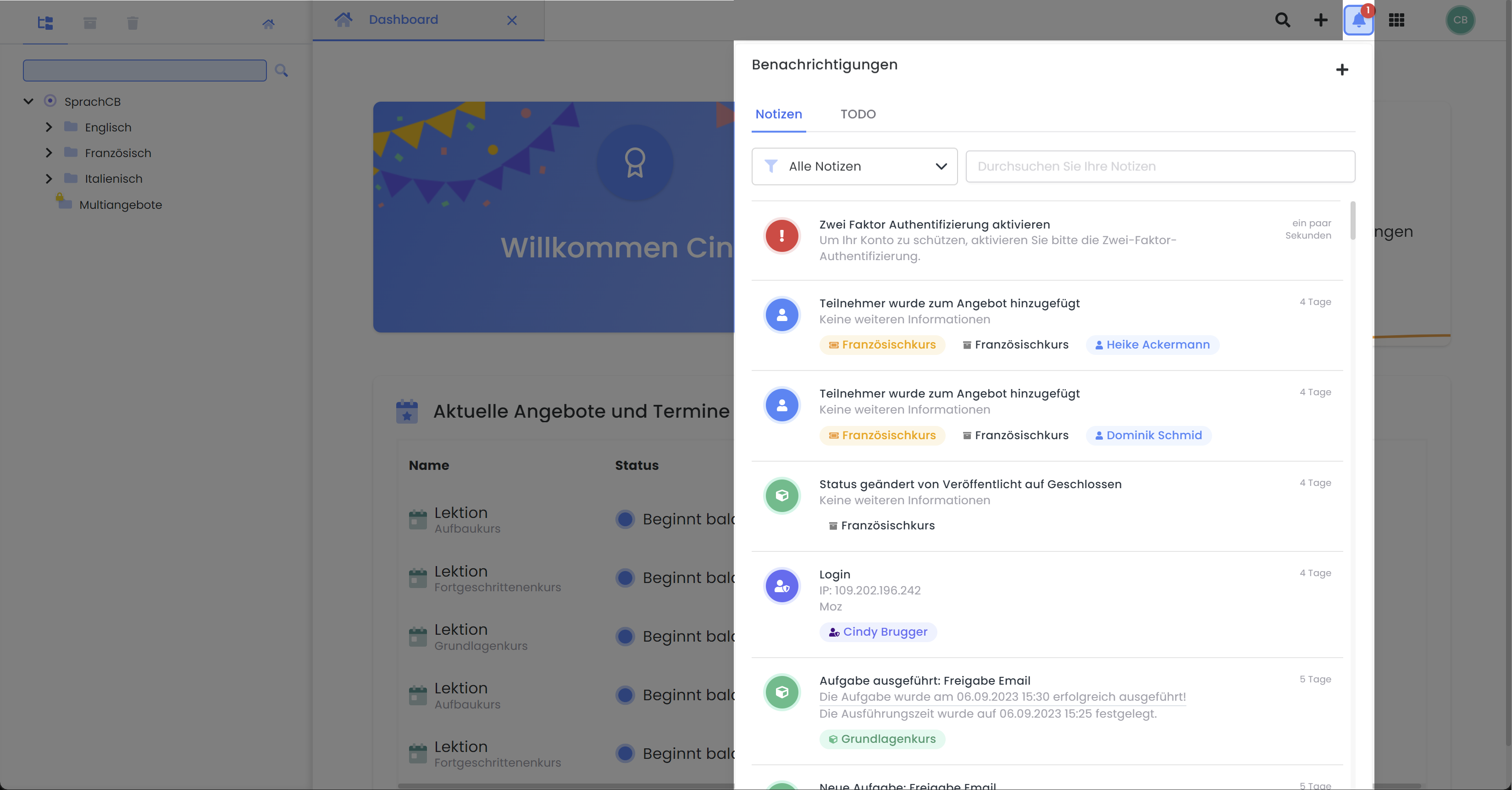 Vue détaillée de l'interface utilisateur d'edoobox, le système de réservation en ligne. Différentes notifications et notes dans la navigation principale sont mises en évidence, donnant à l'administrateur un aperçu de ce qui se passe dans le système.